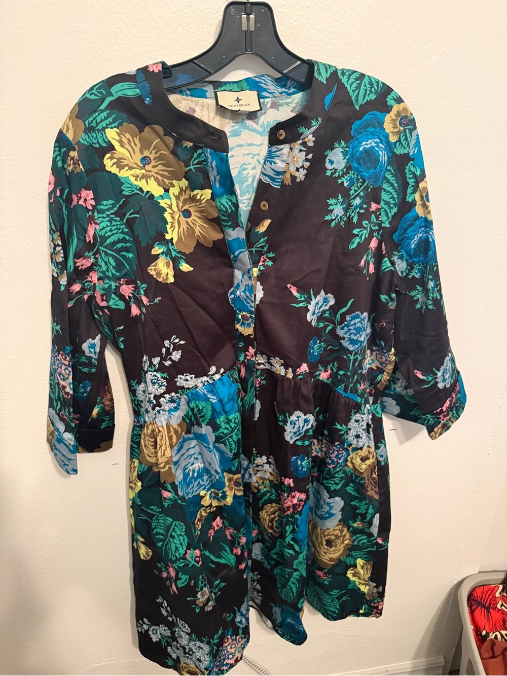 Tuckernuck Callahan dress Floral Button-Front Women's Dress in Black and Teal